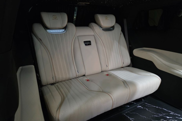 2024 Kia Carnival с пробегом 5 589 км