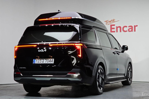 2024 Kia Carnival с пробегом 39 034 км