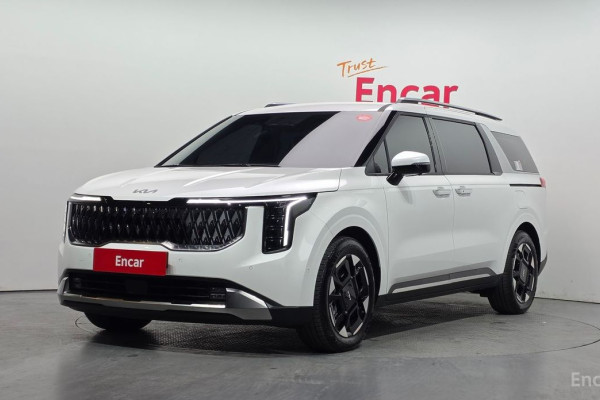 2026 Kia Carnival с пробегом 128 км