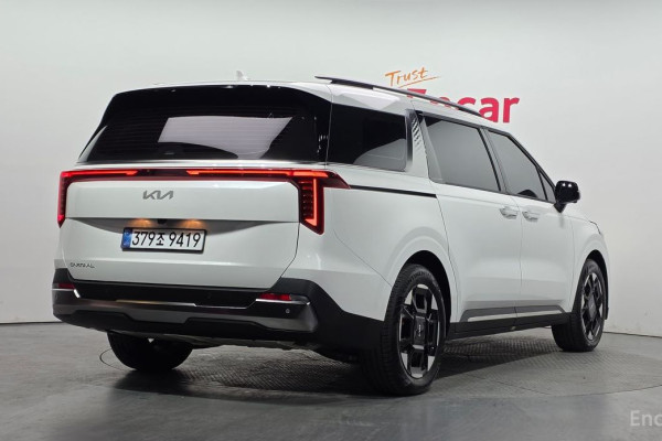 2026 Kia Carnival с пробегом 128 км