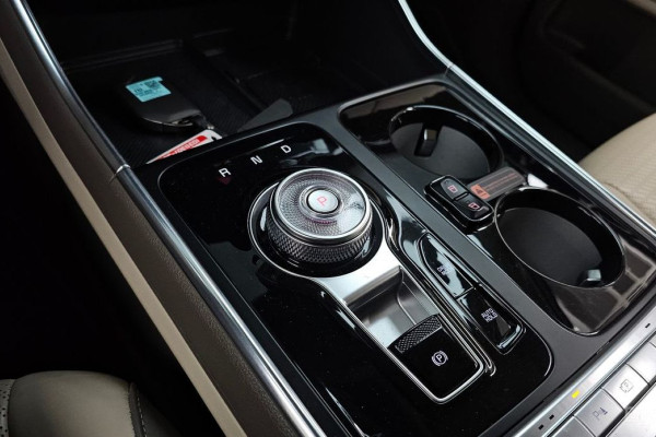 2024 Kia Carnival с пробегом 39 034 км