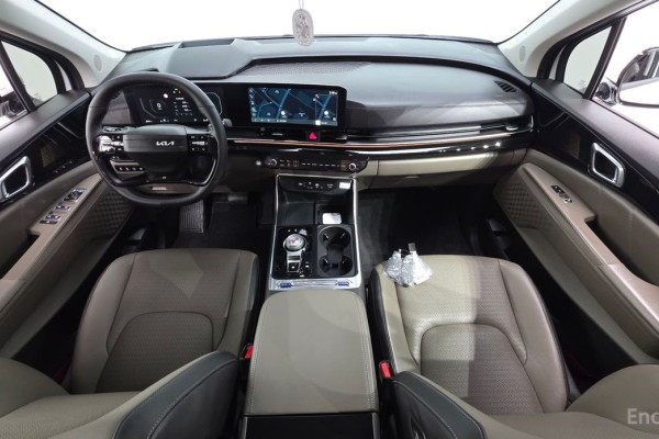2026 Kia Carnival с пробегом 128 км
