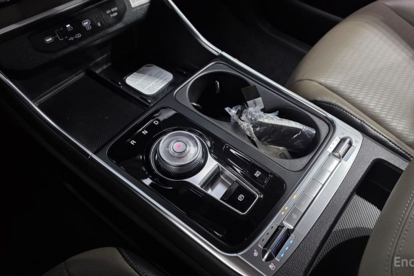 2026 Kia Carnival с пробегом 128 км