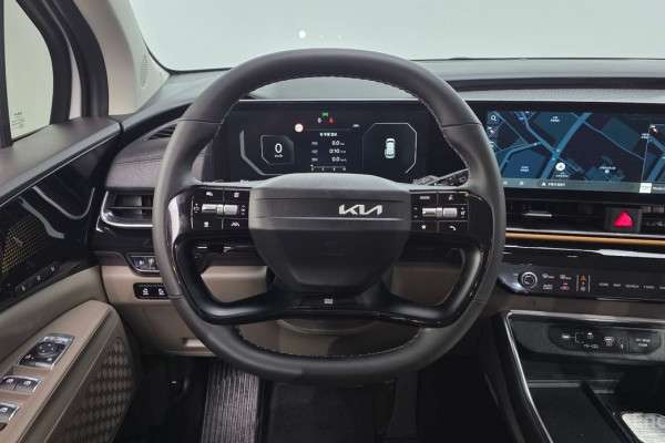 2026 Kia Carnival с пробегом 128 км