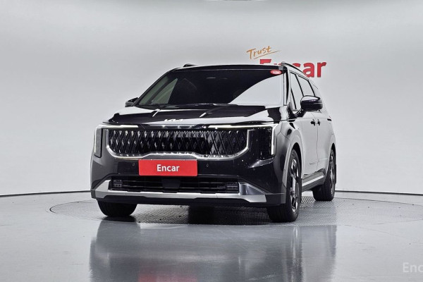 2024 Kia Carnival с пробегом 5 839 км