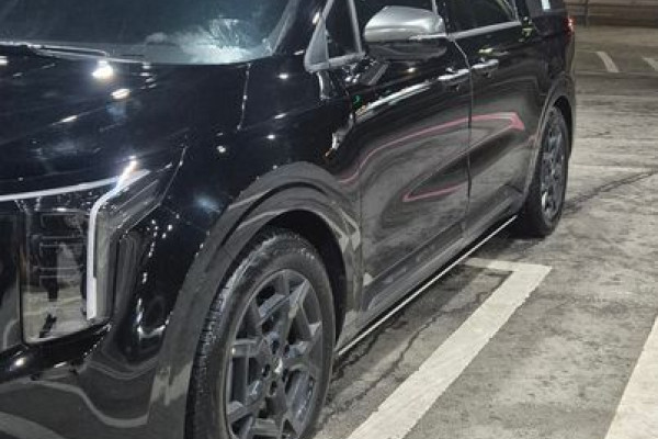 2025 Kia Carnival с пробегом 26 000 км