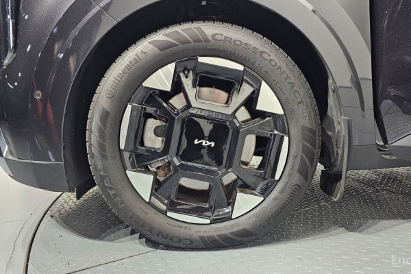 2024 Kia Carnival с пробегом 5 839 км