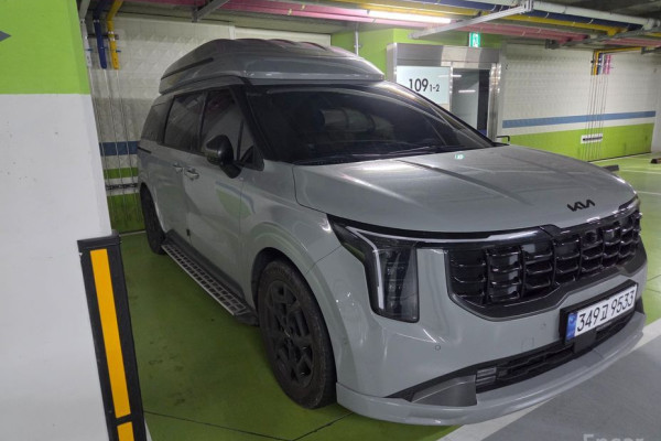 2024 Kia Carnival с пробегом 23 528 км