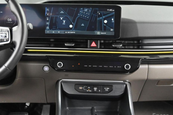 2024 Kia Carnival с пробегом 23 385 км