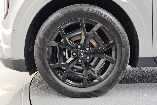 2024 Kia Carnival с пробегом 37 859 км