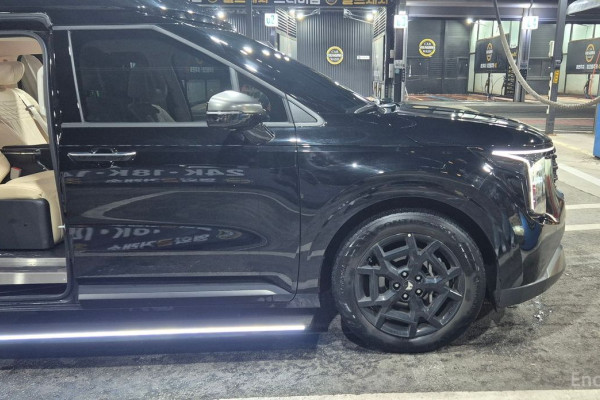 2025 Kia Carnival с пробегом 26 000 км