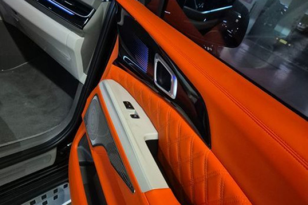 2024 Kia Carnival с пробегом 5 242 км