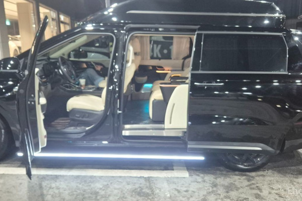 2025 Kia Carnival с пробегом 26 000 км