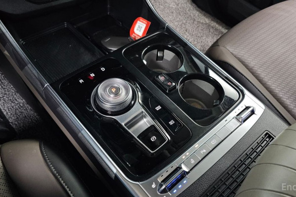 2024 Kia Carnival с пробегом 37 859 км