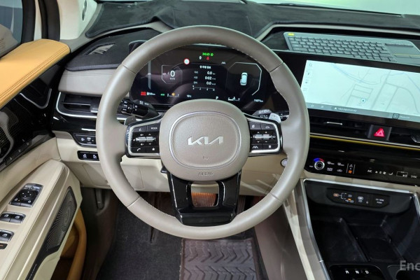 2024 Kia Carnival с пробегом 11 871 км