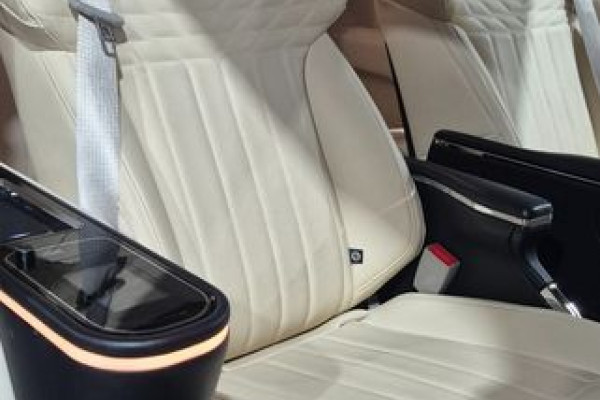 2025 Kia Carnival с пробегом 26 000 км