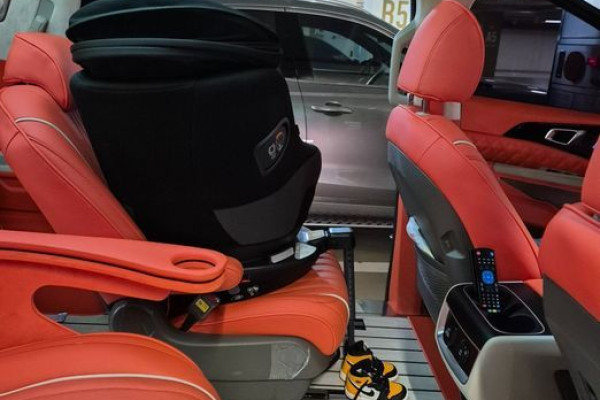 2024 Kia Carnival с пробегом 5 242 км