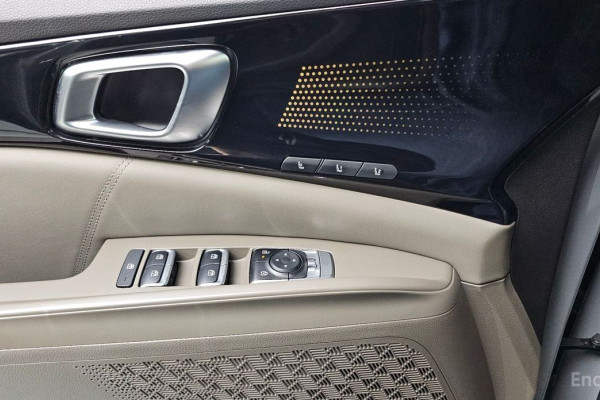 2024 Kia Carnival с пробегом 37 859 км