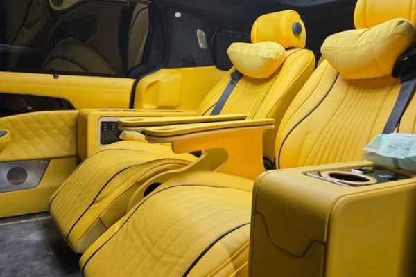 2024 Kia Carnival с пробегом 23 528 км