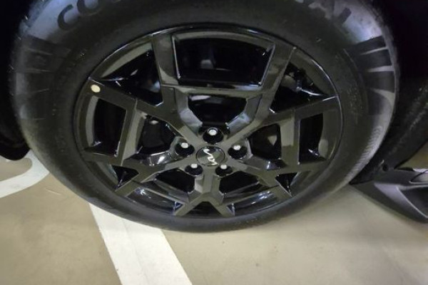 2024 Kia Carnival с пробегом 5 242 км