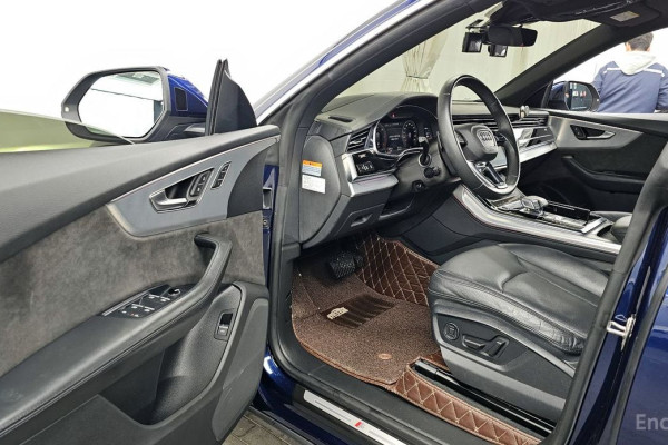 2021 Audi Q8 с пробегом 65 957 км