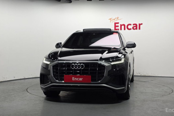 2021 Audi Q8 с пробегом 40 049 км