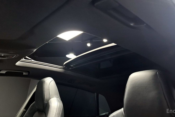 2021 Audi Q8 с пробегом 92 542 км