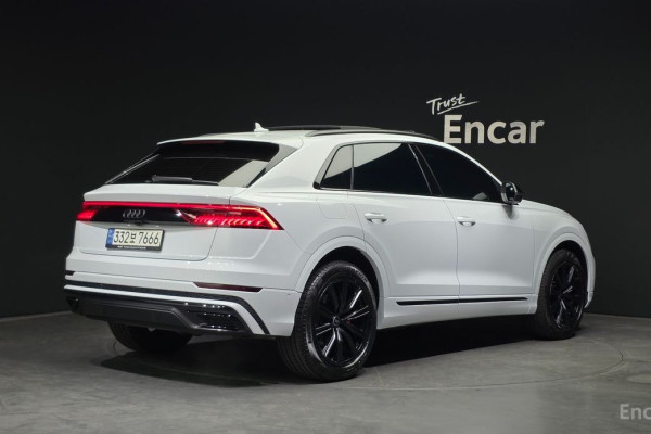 2021 Audi Q8 с пробегом 112 998 км