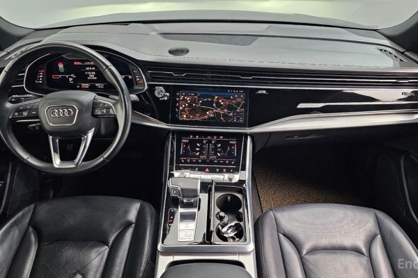 2021 Audi Q8 с пробегом 132 382 км