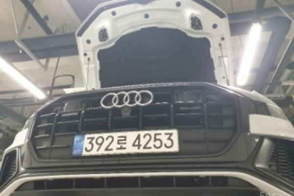 2022 Audi Q8 с пробегом 62 000 км