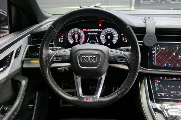 2021 Audi Q8 с пробегом 112 998 км