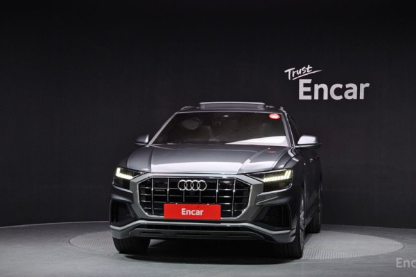 2021 Audi Q8 с пробегом 42 685 км