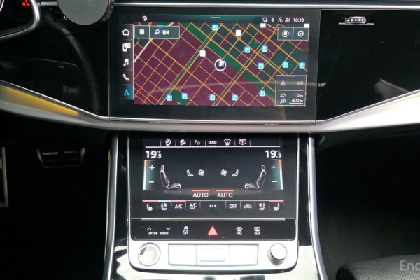 2021 Audi Q8 с пробегом 112 998 км