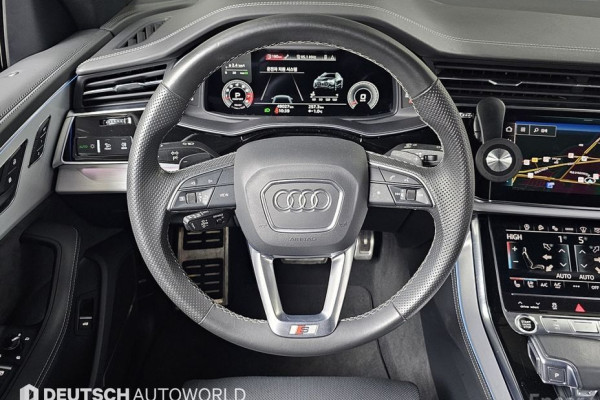 2021 Audi Q8 с пробегом 49 010 км