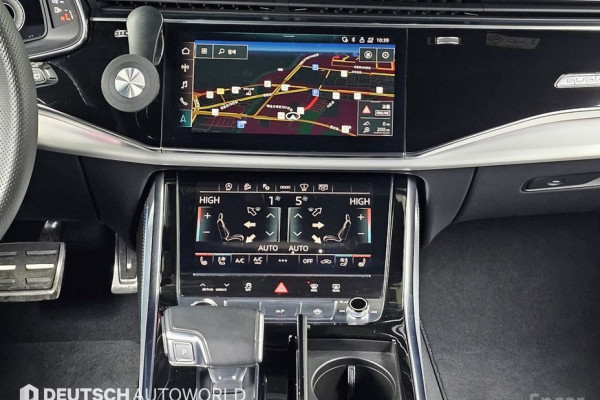 2021 Audi Q8 с пробегом 49 010 км