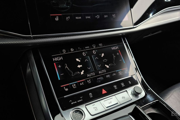 2021 Audi Q8 с пробегом 132 382 км