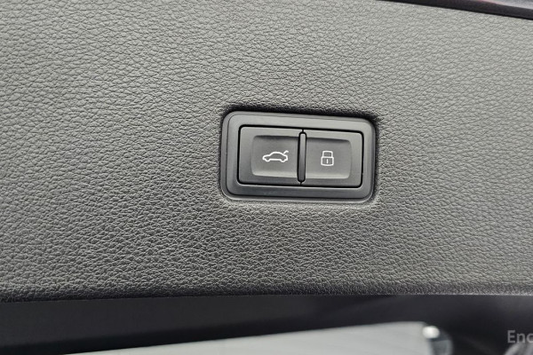 2021 Audi Q8 с пробегом 132 382 км