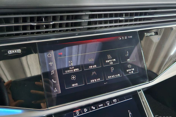 2021 Audi Q8 с пробегом 70 445 км