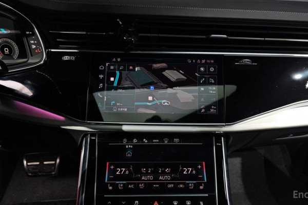 2021 Audi Q8 с пробегом 42 685 км