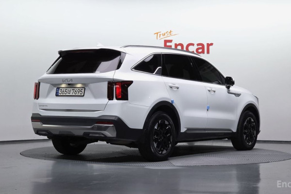 2024 Kia Sorento с пробегом 22 568 км