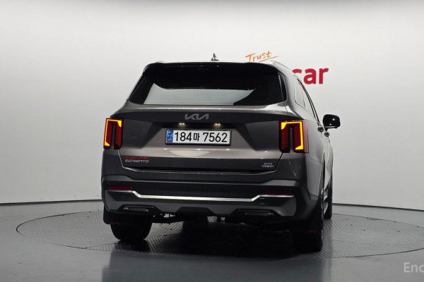 2023 Kia Sorento с пробегом 43 438 км