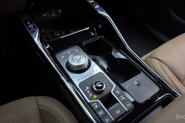 2023 Kia Sorento с пробегом 43 438 км