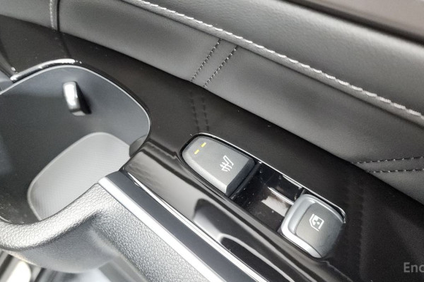 2023 Kia Sorento с пробегом 20 852 км