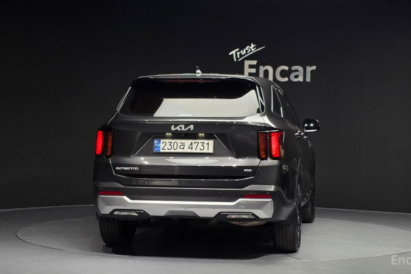 2023 Kia Sorento с пробегом 51 339 км