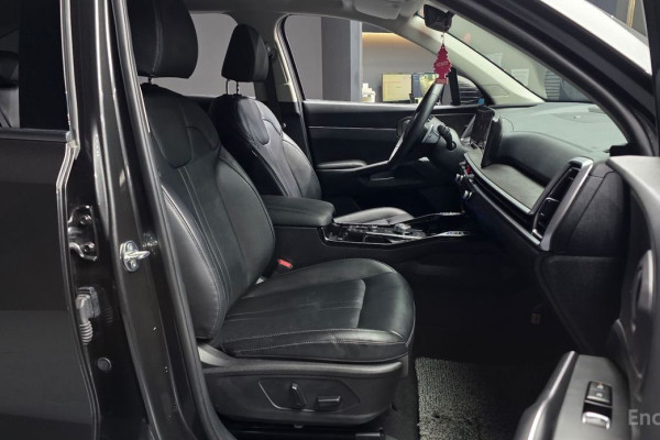 2023 Kia Sorento с пробегом 51 339 км