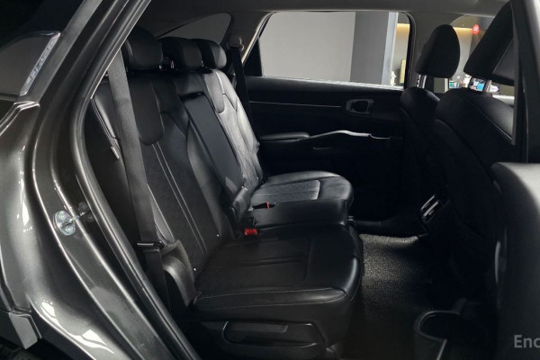 2023 Kia Sorento с пробегом 51 339 км