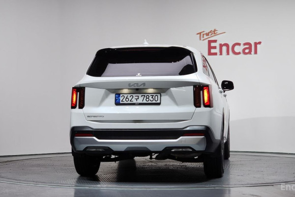 2024 Kia Sorento с пробегом 32 963 км