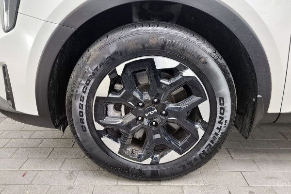 2024 Kia Sorento с пробегом 32 963 км