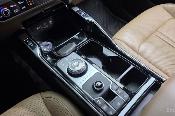 2024 Kia Sorento с пробегом 21 061 км