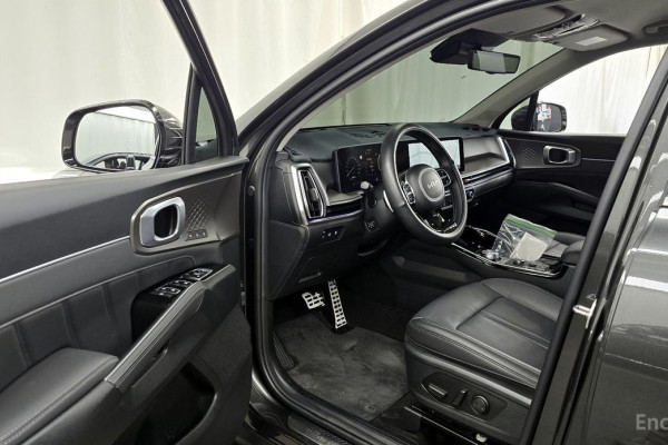 2025 Kia Sorento с пробегом 28 792 км